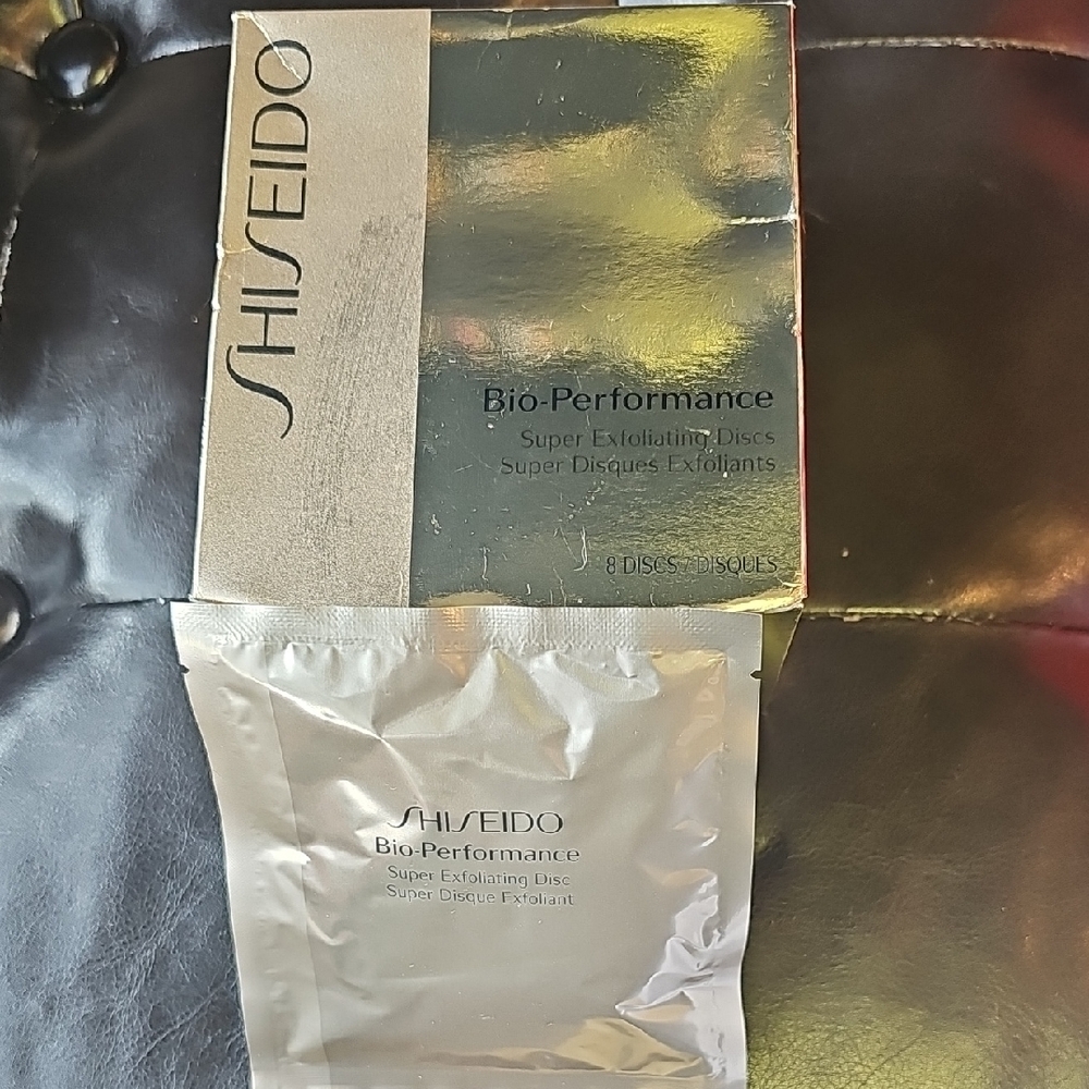 Shiseido Bio-Performance Super Exfoliating Discs